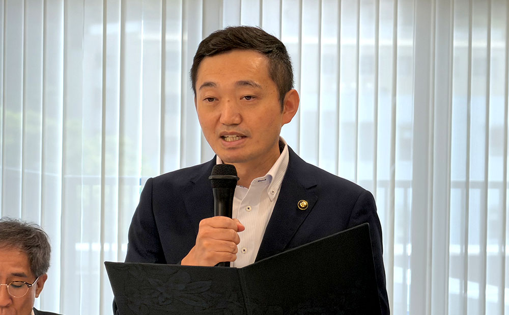 鹿児島県奄美市 市長 安田 壮平氏